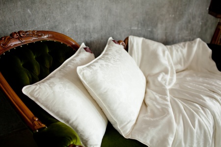 Подушка LUXURY SILK GRASS мягкая