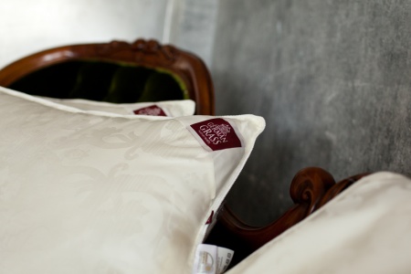 Подушка LUXURY SILK GRASS мягкая