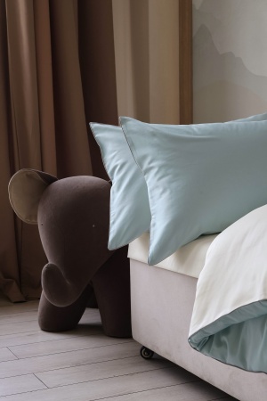 Компект постельного белья Paris Kids 300 тс, белый с голубым кантом