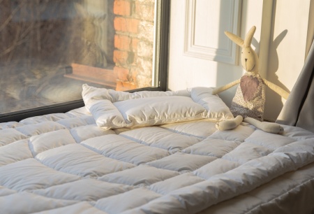 Подушка BABY SILK COCOON низкая