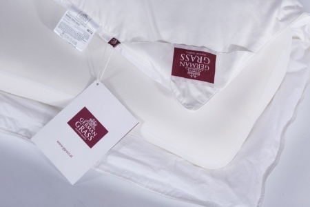 Подушка MEMORY TENCEL GRASS упругая